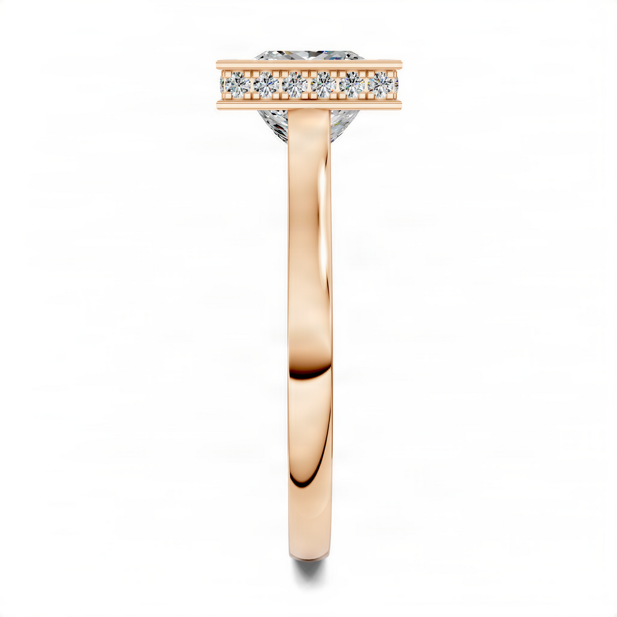 Halo ring in yellow gold with bezel-set round diamond band