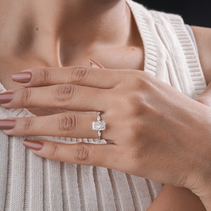 Elizabeth Radiant Accents Ring
