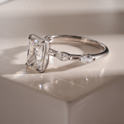 Elizabeth Radiant Accents Ring