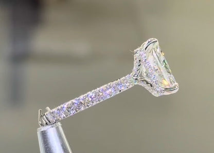 CUSTOM 4CT E VVS2 LAB DIAMOND Ring in 18 k white gold