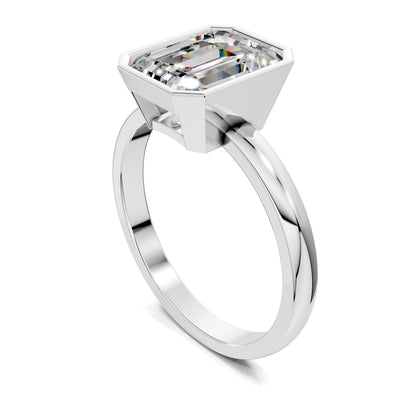 Sarah Bezel Set Engagement Ring – 2.5ct Emerald Cut Lab Grown Diamond