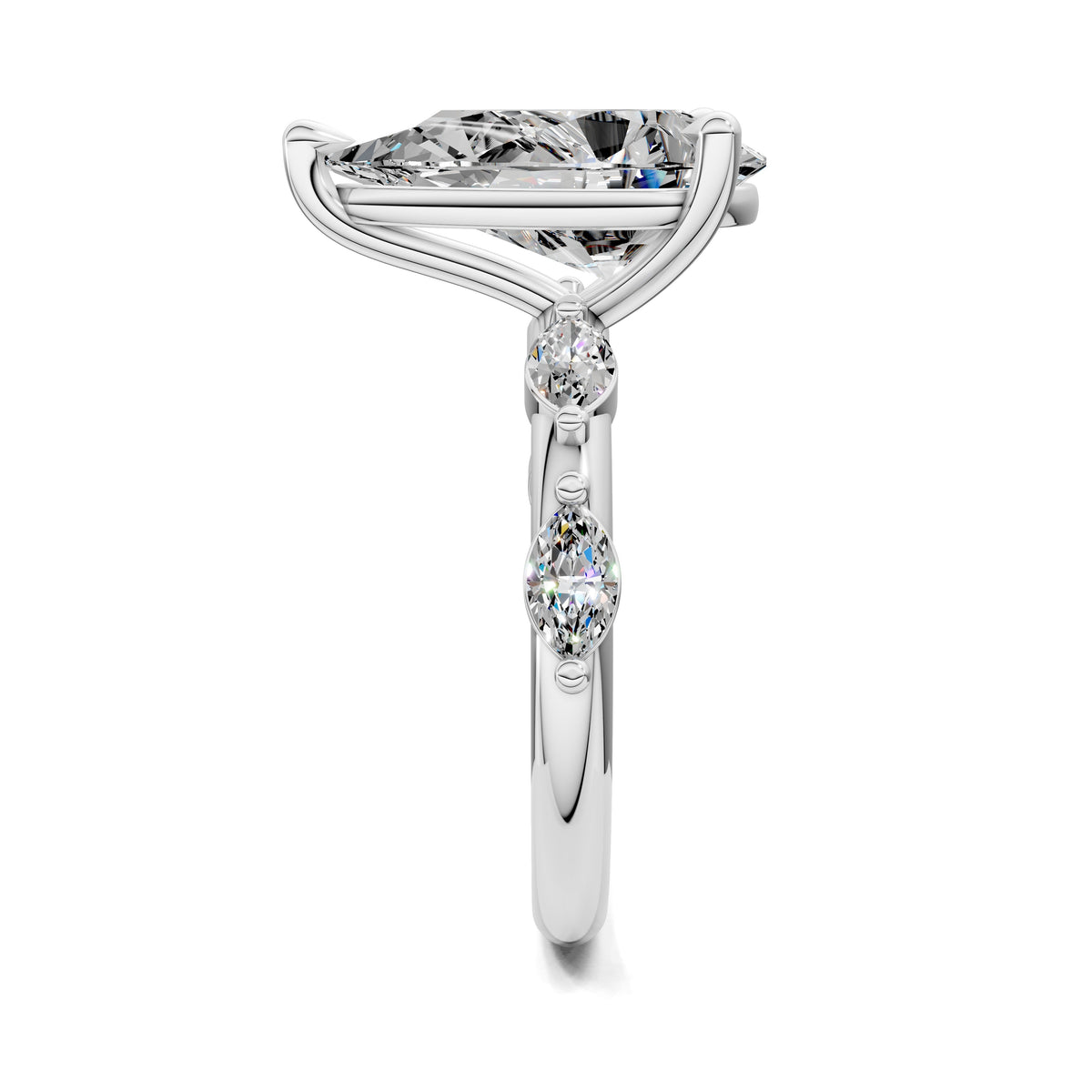 Elizabeth Round Accents Ring