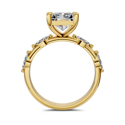 Elizabeth Round Accents Ring