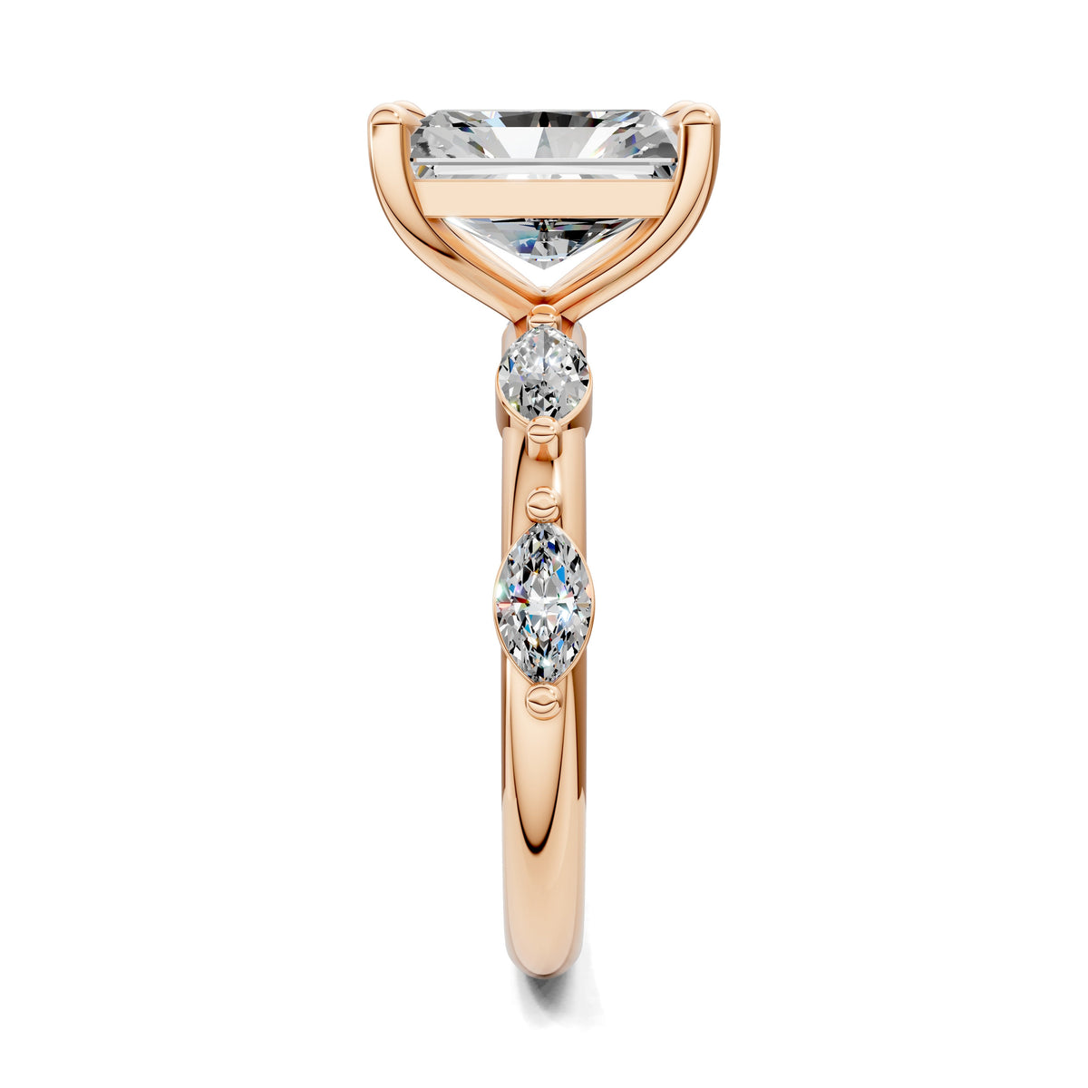Elizabeth Round Accents Ring