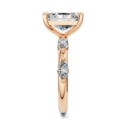 Elizabeth Round Accents Ring