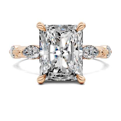 Elizabeth Round Accents Ring