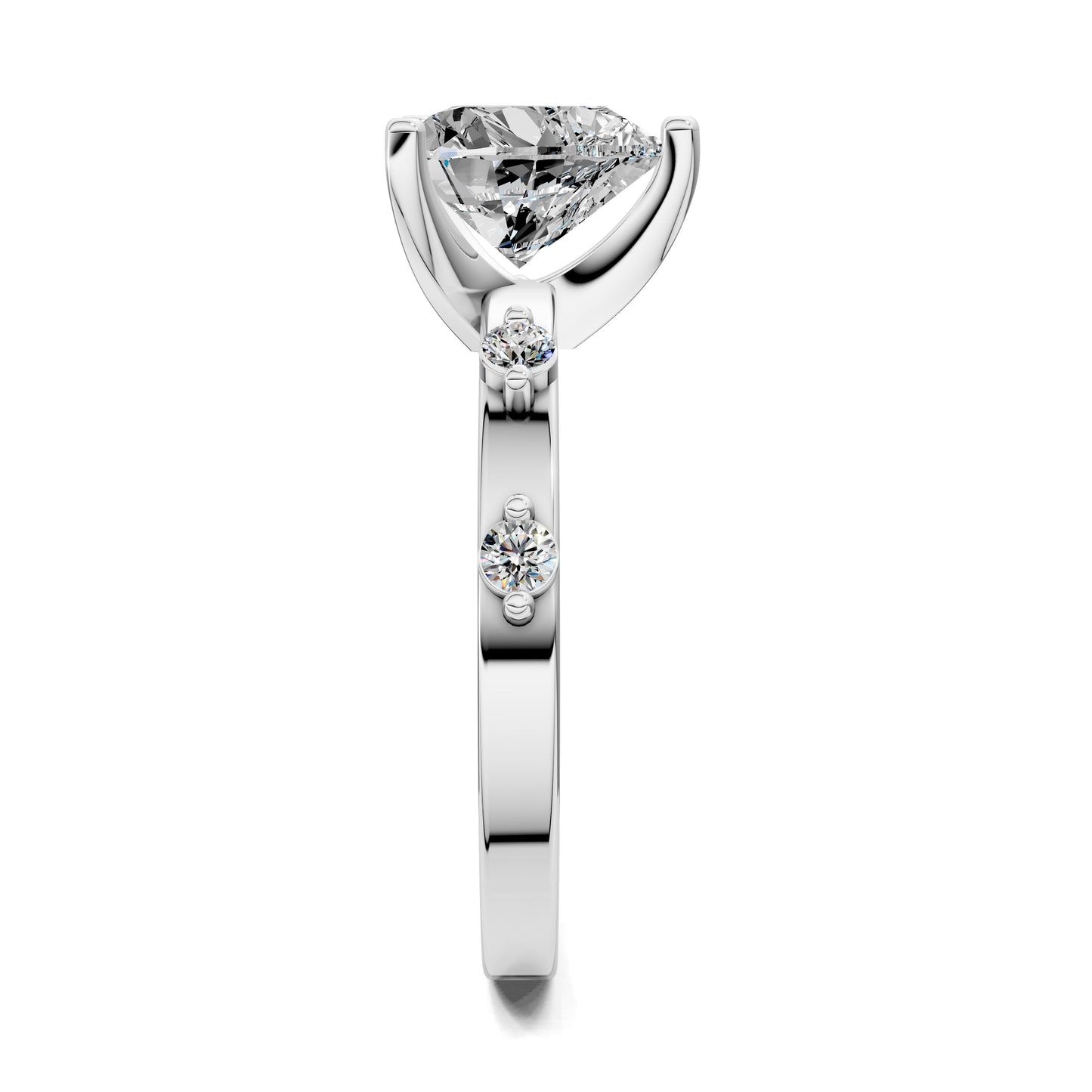 Elizabeth Round Accents Ring – 2ct Heart Lab Grown Diamond