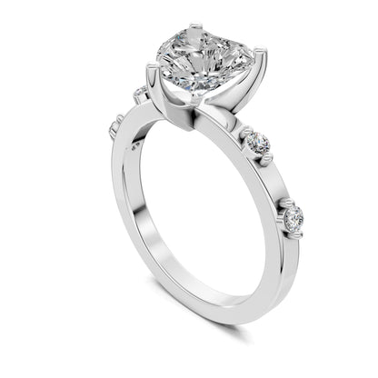 Elizabeth Round Accents Ring