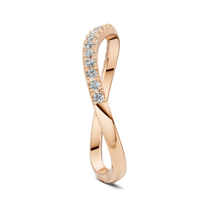 Julia Dôme Figure Pavé Band
