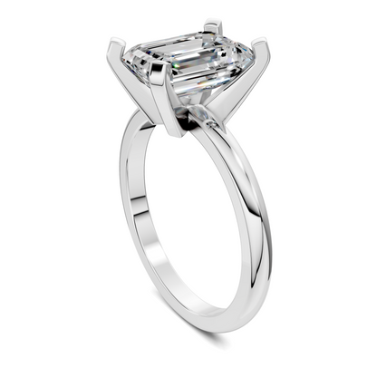 Claudia Classic Solitaire Ring