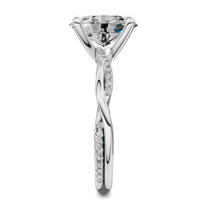 Yvette Scalloped twisted Pavé Ring