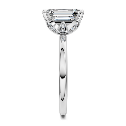 Solana Leaf Accent Ring