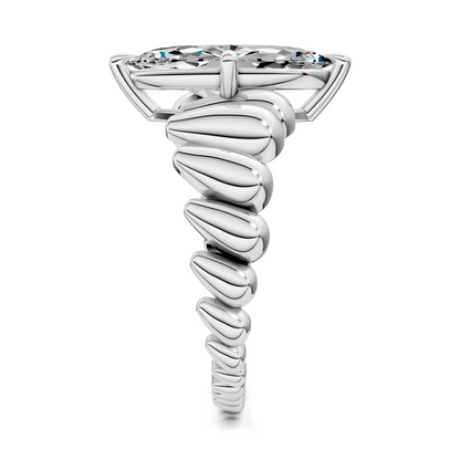 Kassandra Croissant Ring