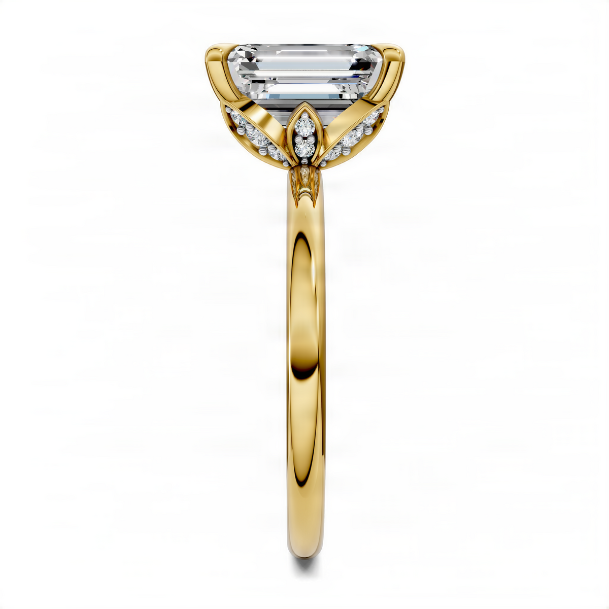 Emerald-cut diamond ring in yellow gold with leaf-accent pavé setting